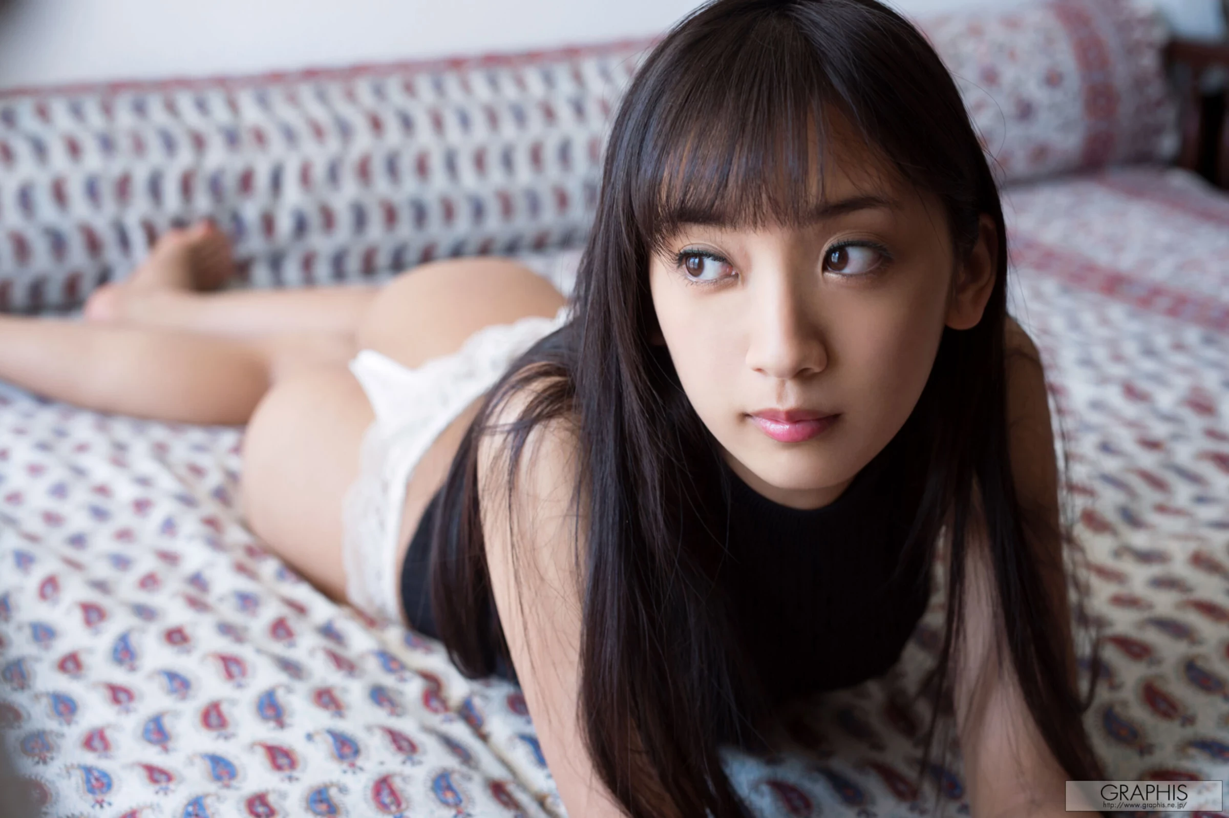 辻本杏[Graphis]《Oriental Lily》[2016-10-28] [141P]