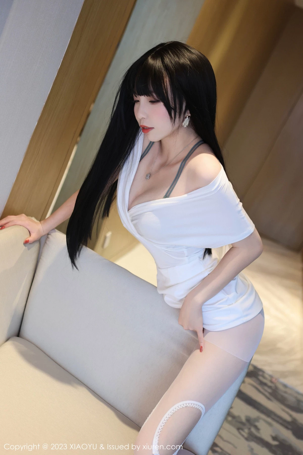 [XiuRen秀人网]2023.06.12 Vol.6897 江七七 完整版无水印写真[80P]