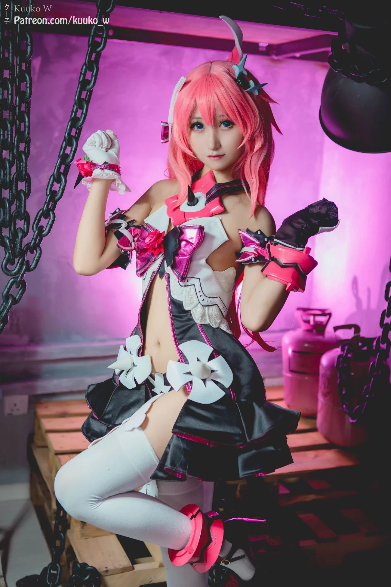 Cosplay KuukoW Kuuko クー子 Rosalia Honkai Impact