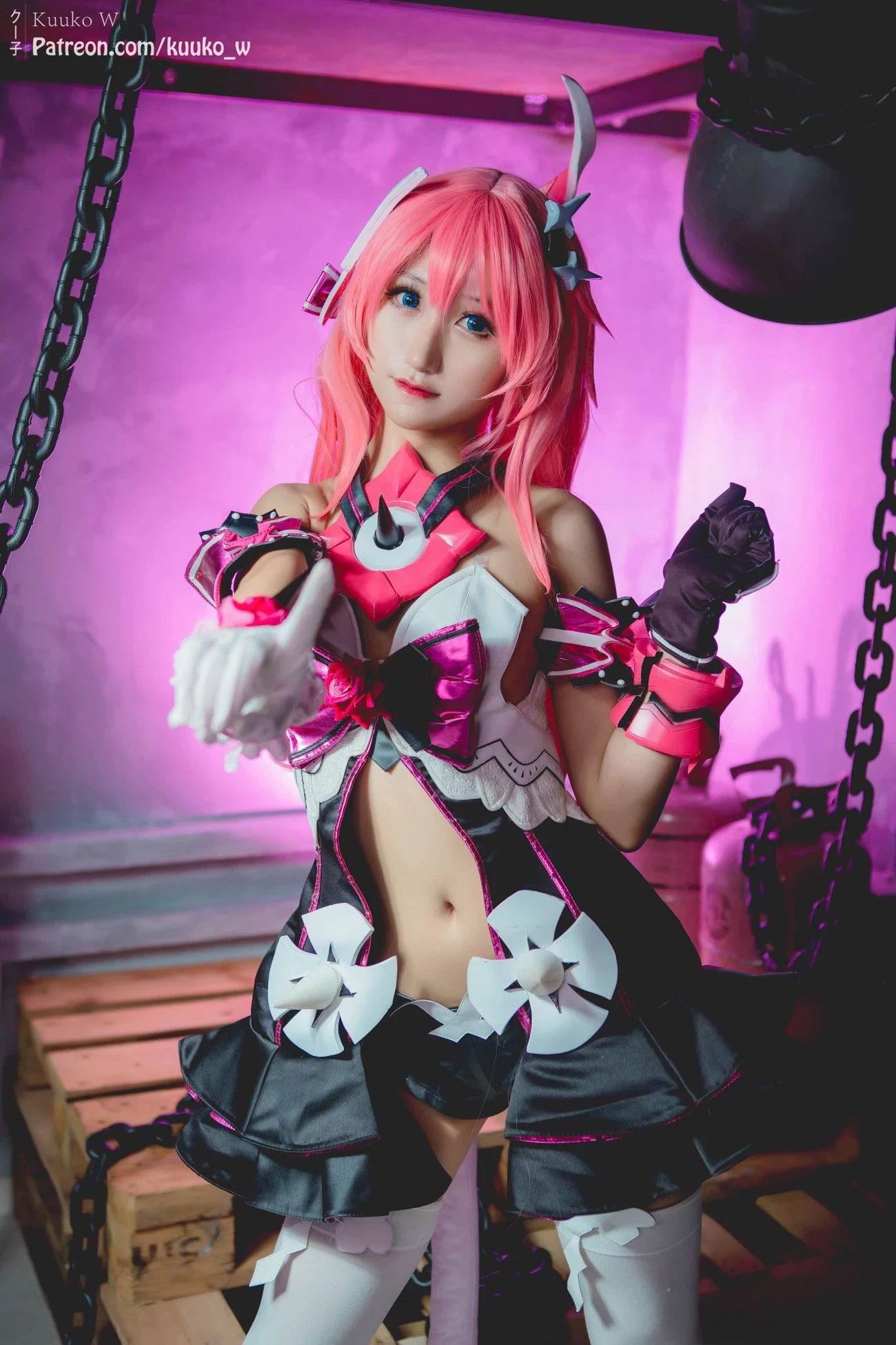 Cosplay KuukoW Kuuko クー子 Rosalia Honkai Impact