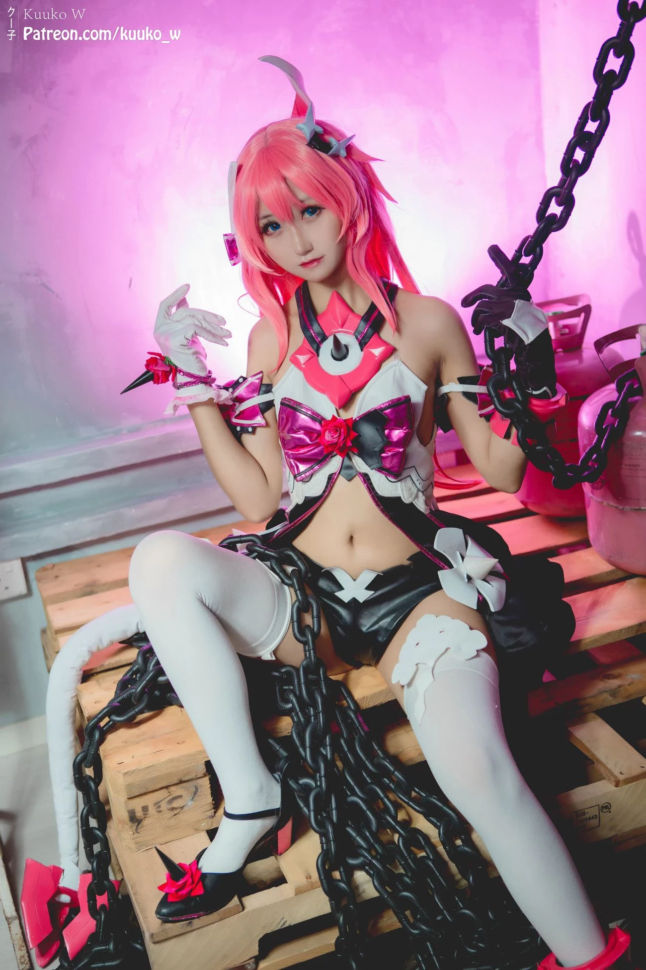 Cosplay KuukoW Kuuko クー子 Rosalia Honkai Impact