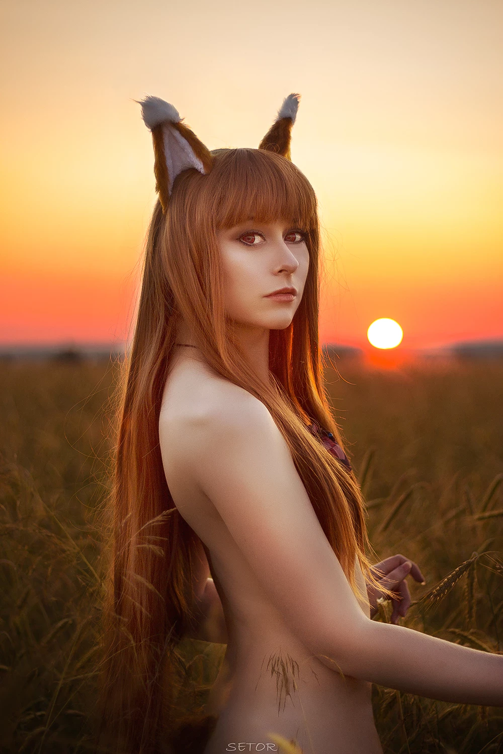 KyrieFox Holo cosplay