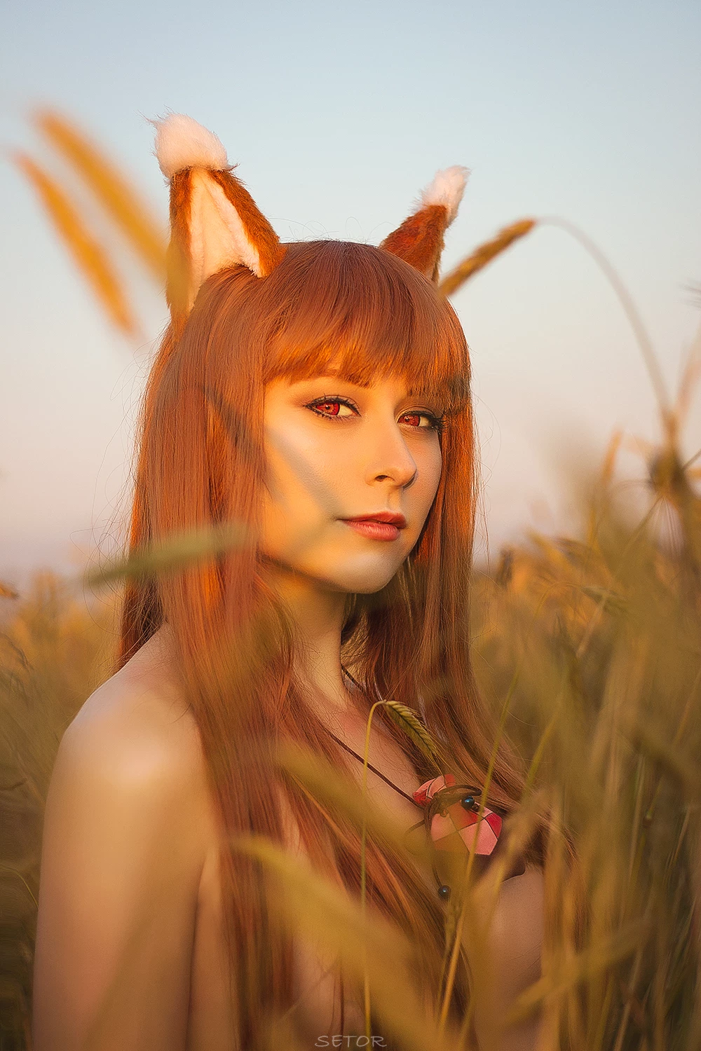 KyrieFox Holo cosplay