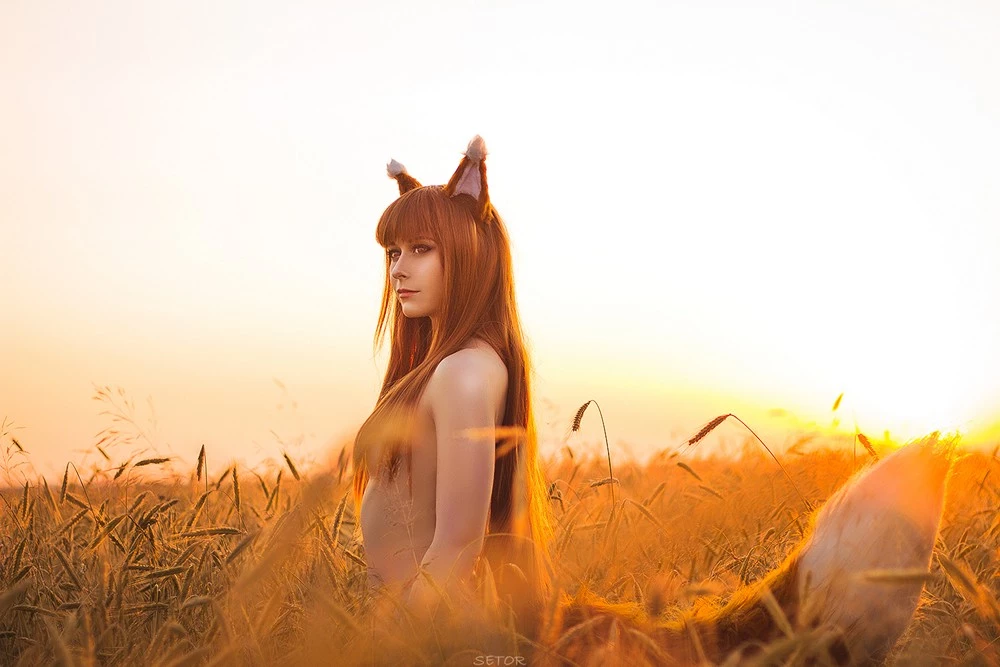 KyrieFox Holo cosplay