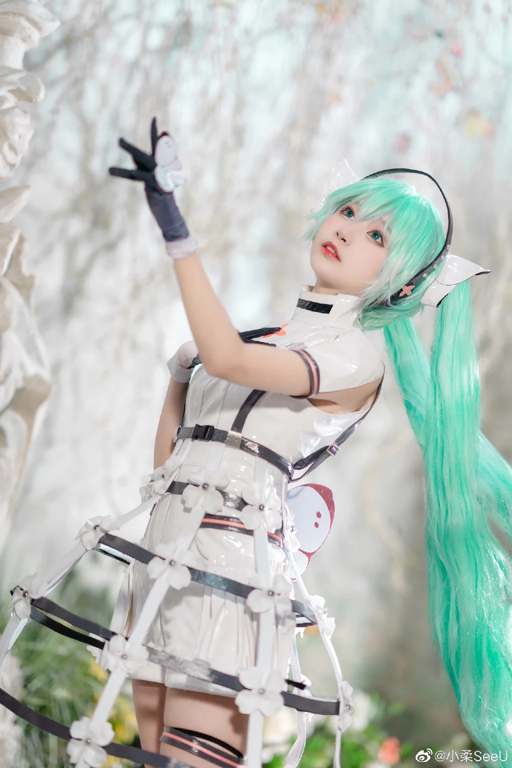 初音未來SEGA音游鳥籠ver.cos 初音ミク MIKU @小柔SeeU [11P]