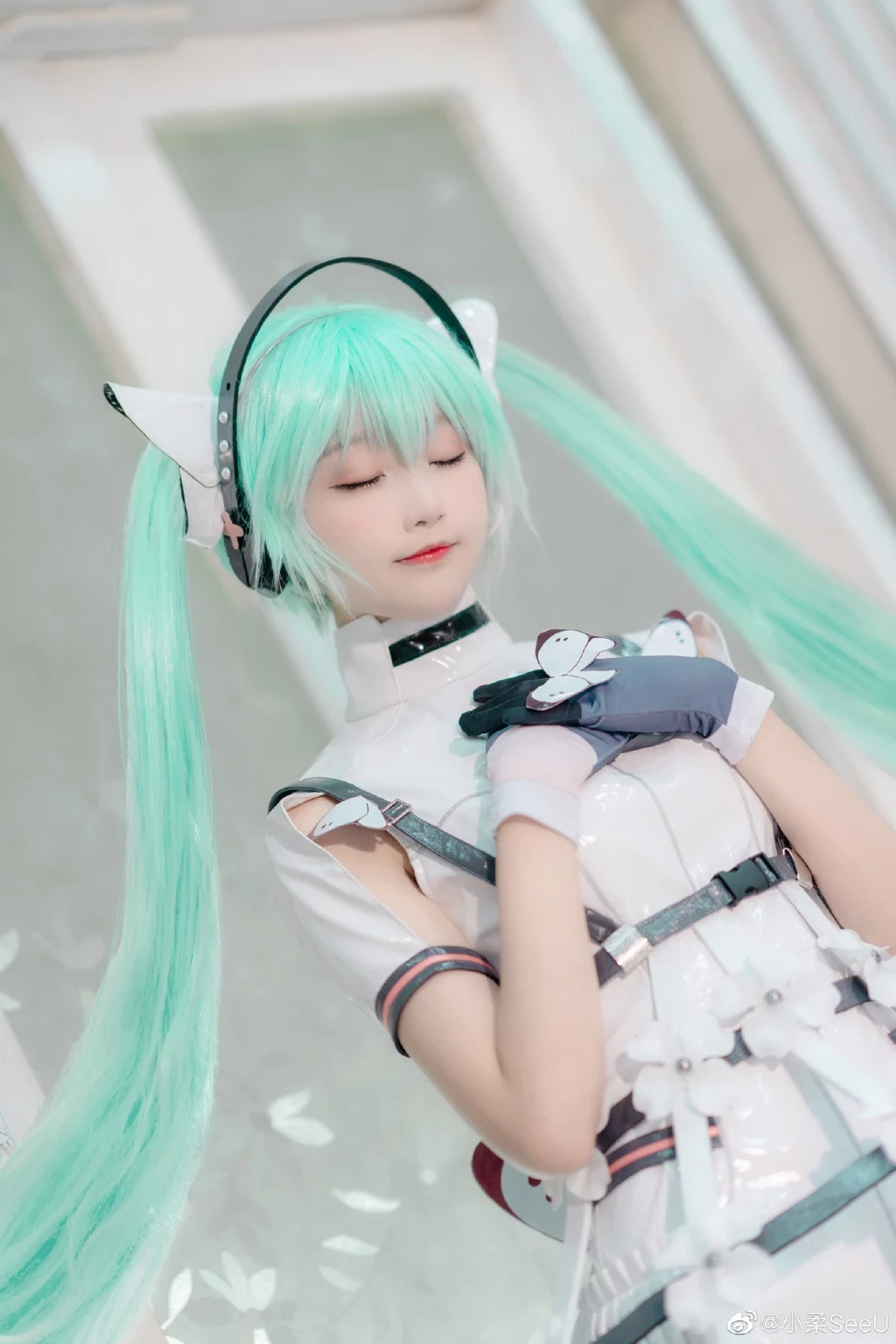 初音未來SEGA音游鳥籠ver.cos 初音ミク MIKU @小柔SeeU [11P]