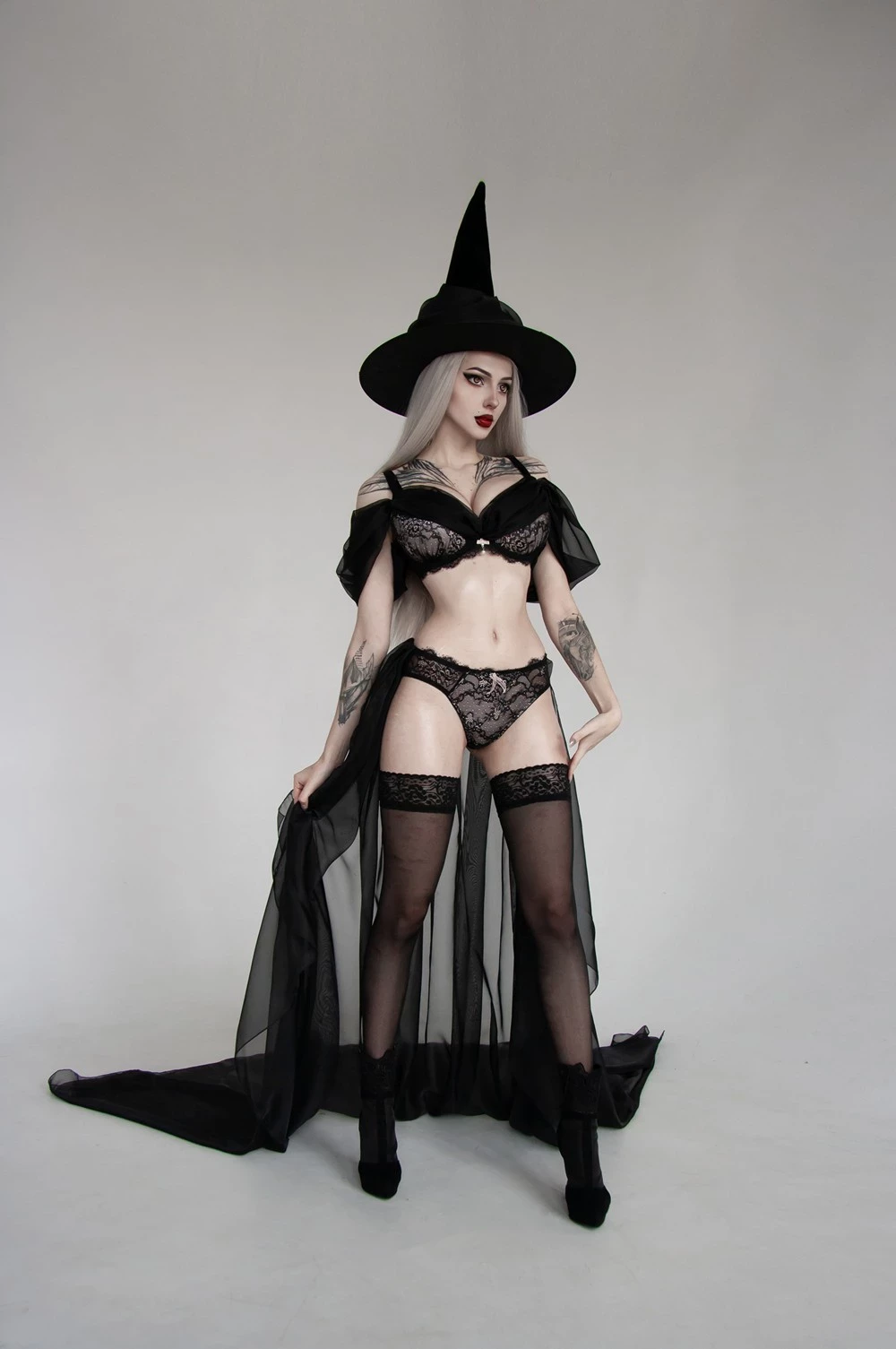 Alin Ma Xenon_ne - Halloween Witch