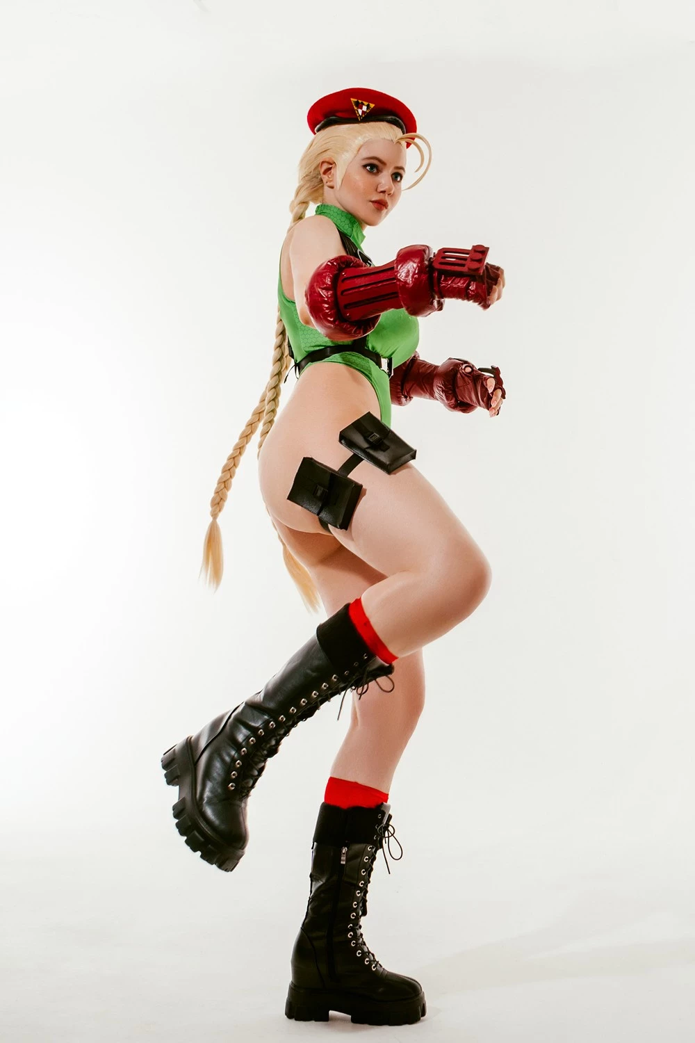 Alina Becker - Cammy