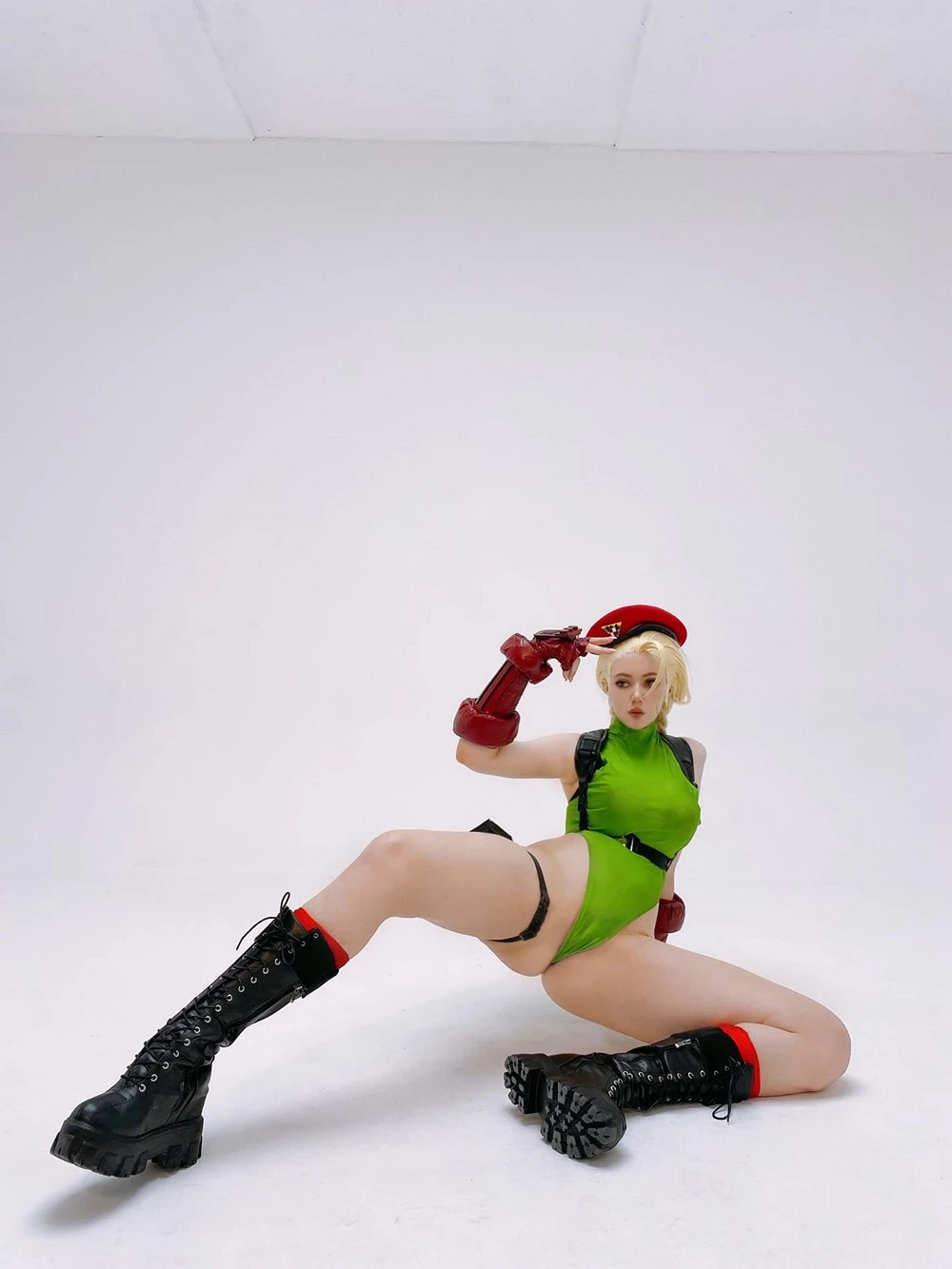 Alina Becker - Cammy