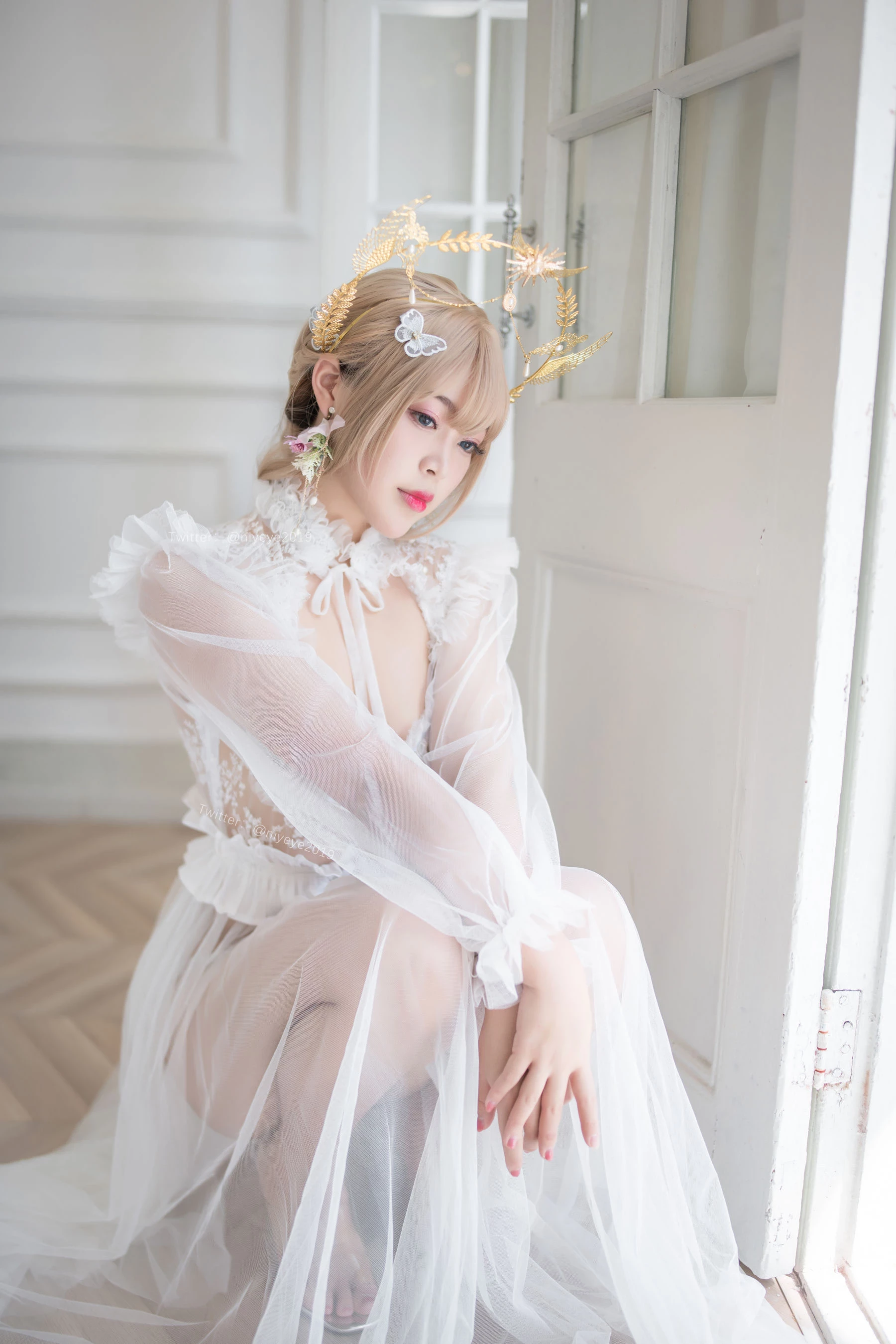 [Cosplay] 萌系小姐姐-白燁珍珠花嫁 [62P]