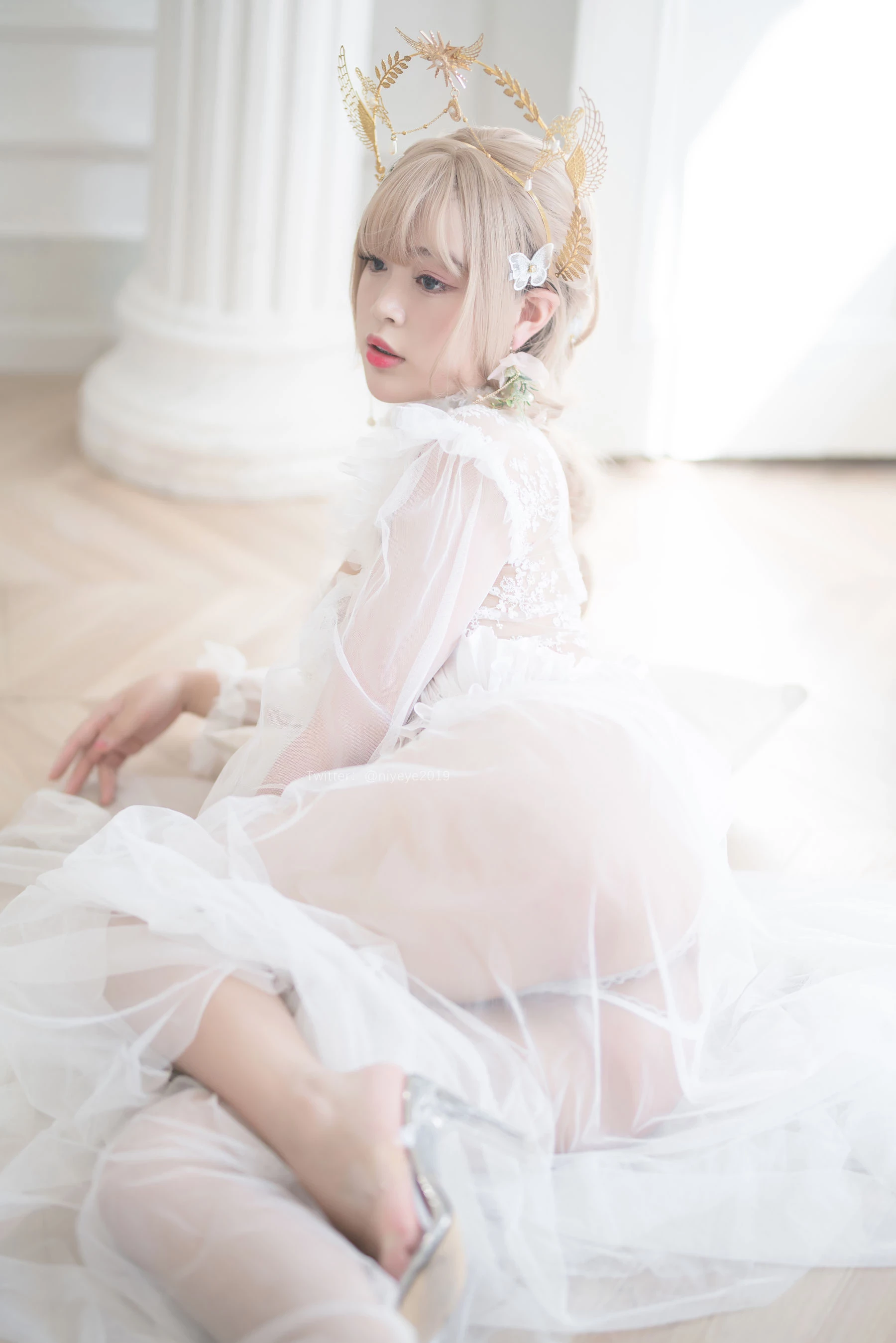 [Cosplay] 萌系小姐姐-白燁珍珠花嫁 [62P]