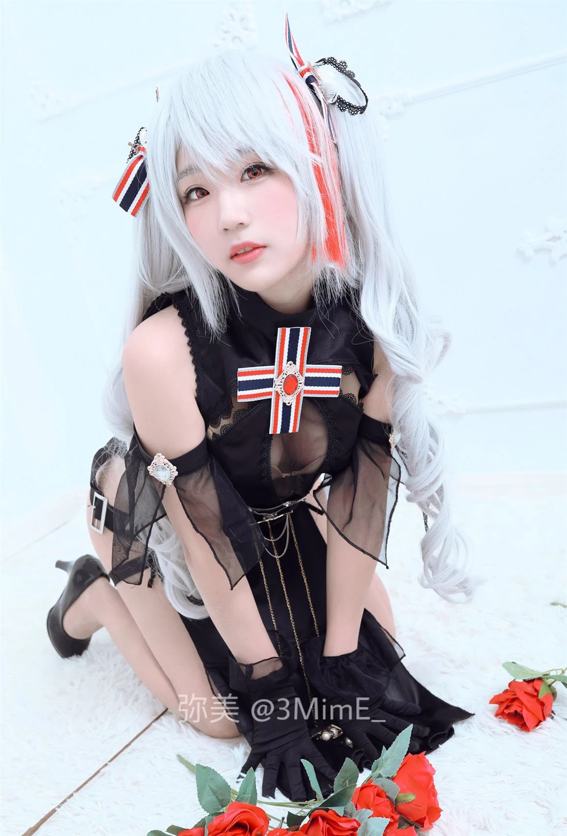 《碧藍航線》歐根親王性感Cosplay美圖[CN：彌美Mime] [9P]