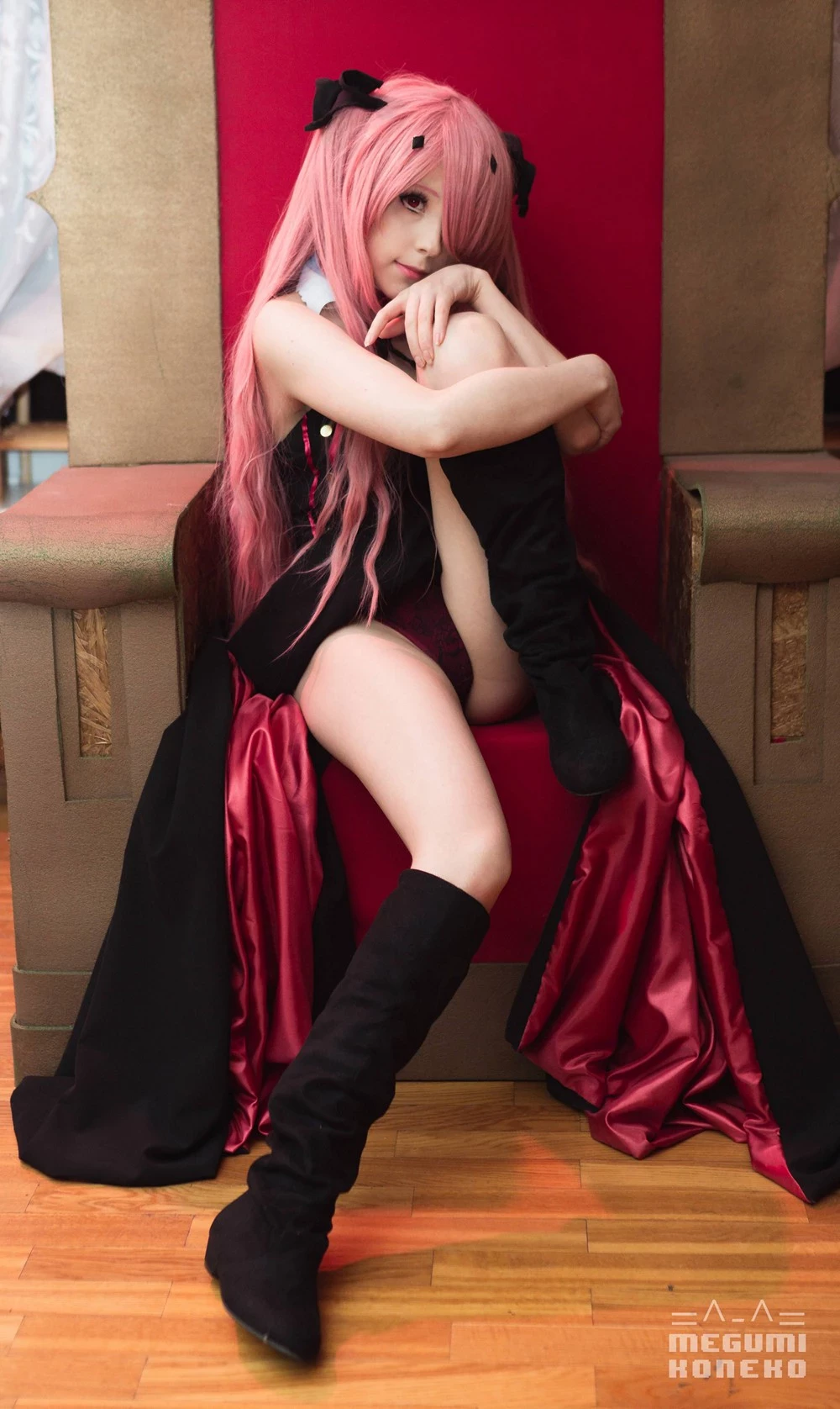 Megumi Koneko - Krul Tepes