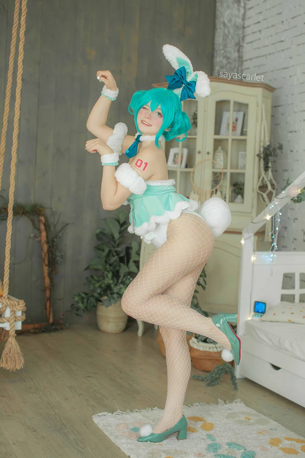 Saya Scarlet - Hatsune Miku BiCute Bunnies White