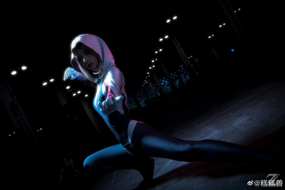 糕糕獸---spider-gwen