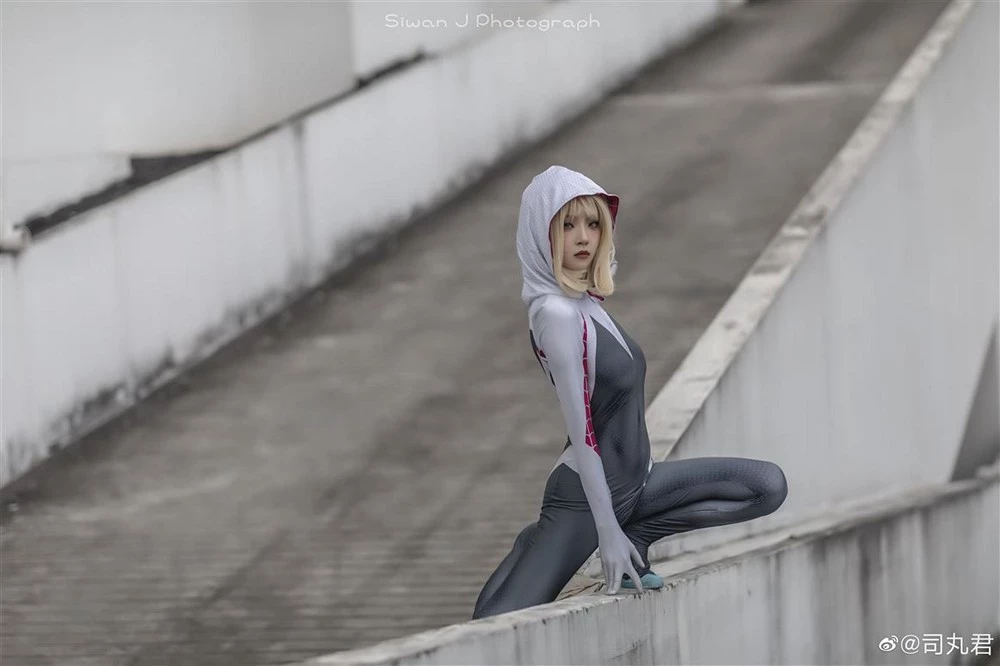 糕糕獸---spider-gwen