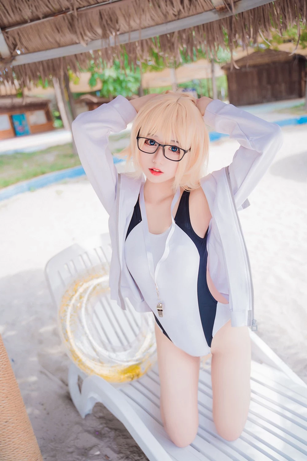 貓君君 Jeanne d Arc Swimsuit