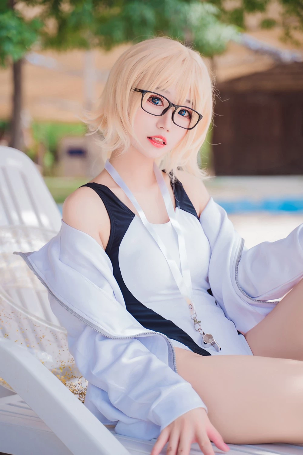 貓君君 Jeanne d Arc Swimsuit