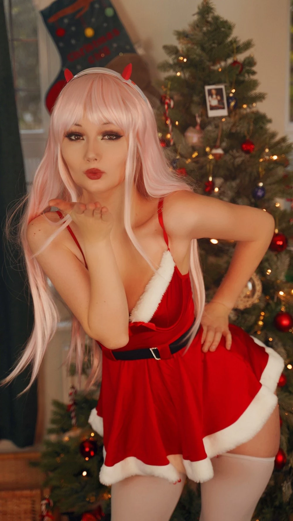 [Cosplay] Pixiecat - Zero Two Christmas [31 December 2021]