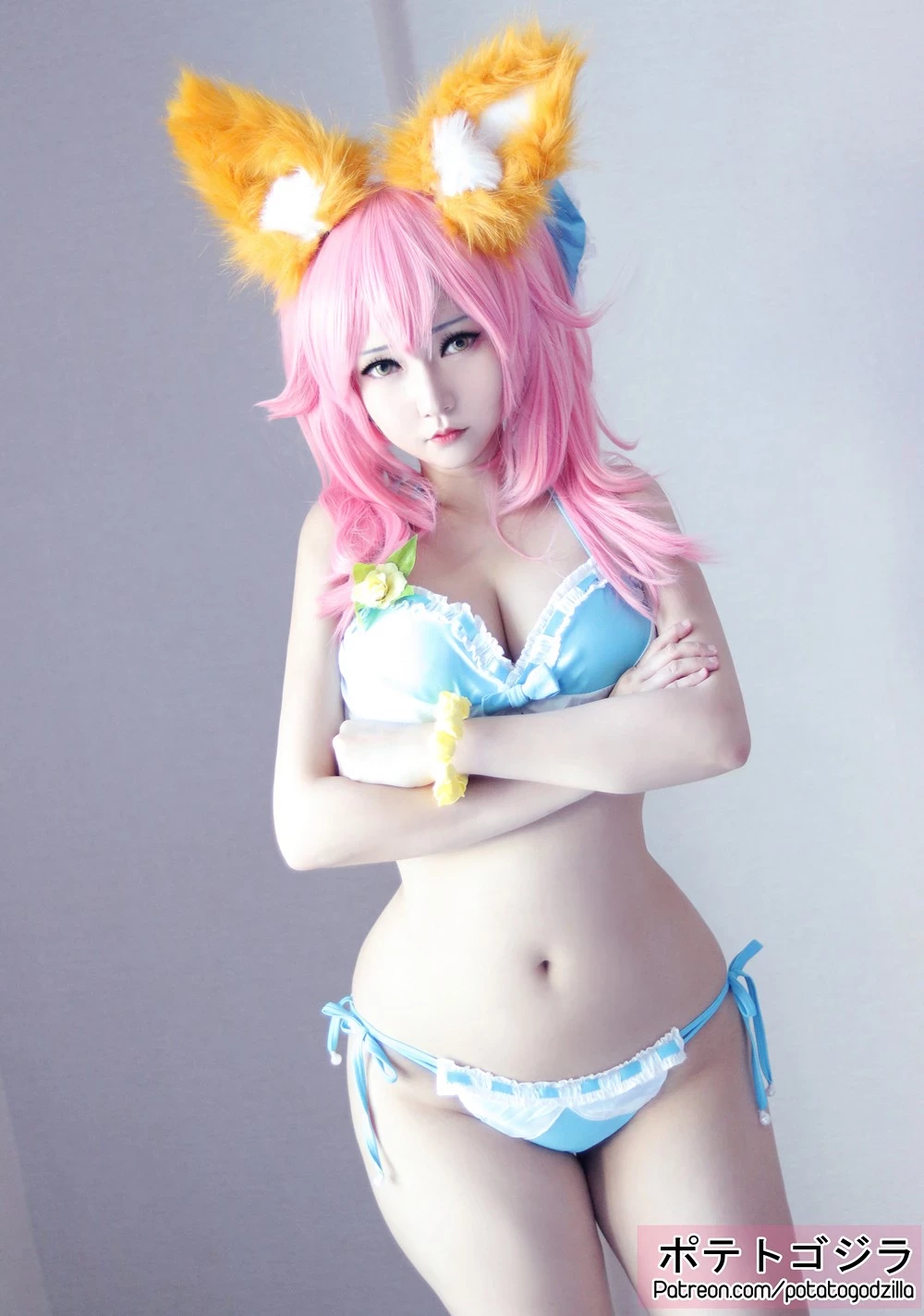 [Cosplay] Potato Godzilla - Tamamo Bikini [20 December 2021]