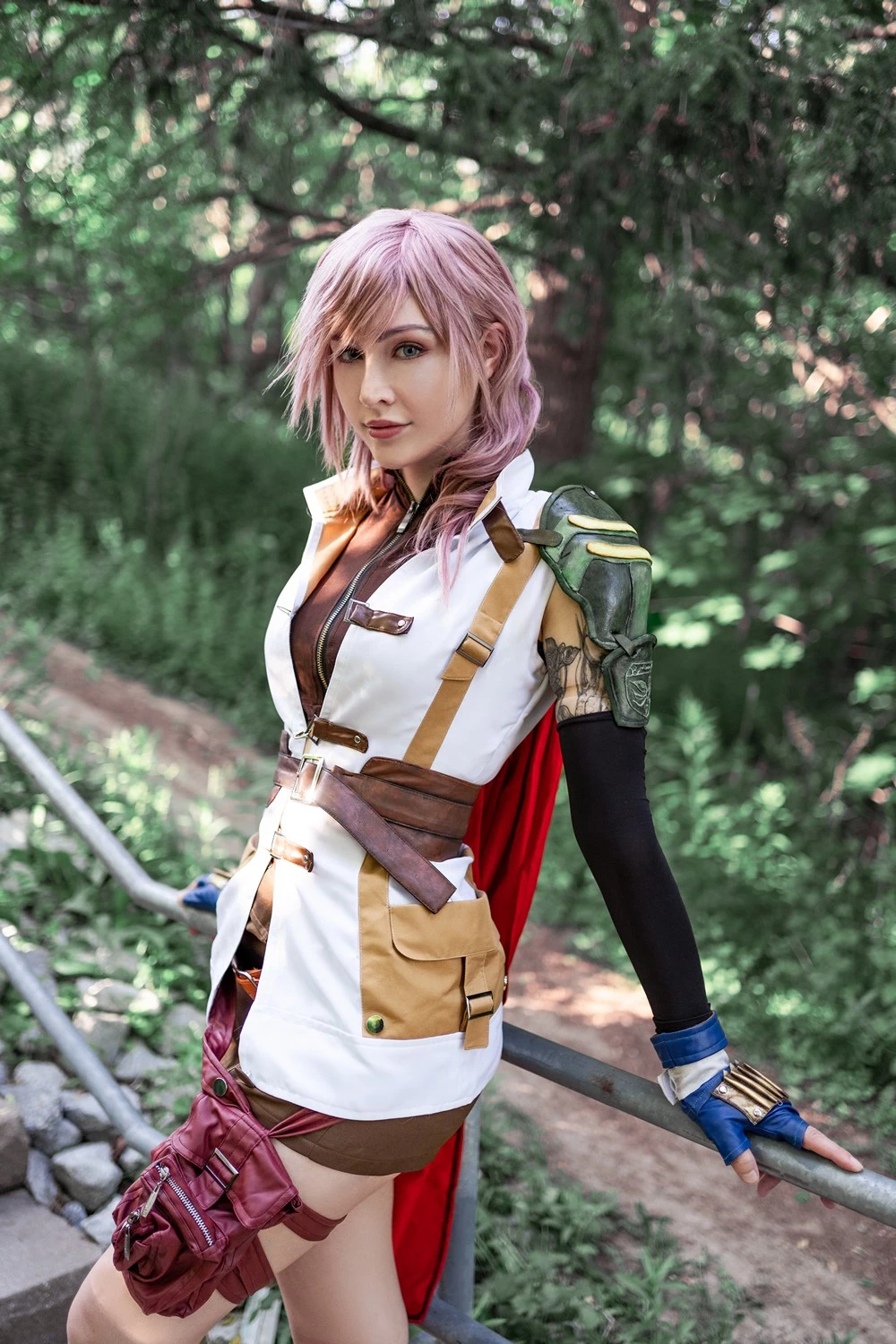 Luxlo Cosplay - Lightning