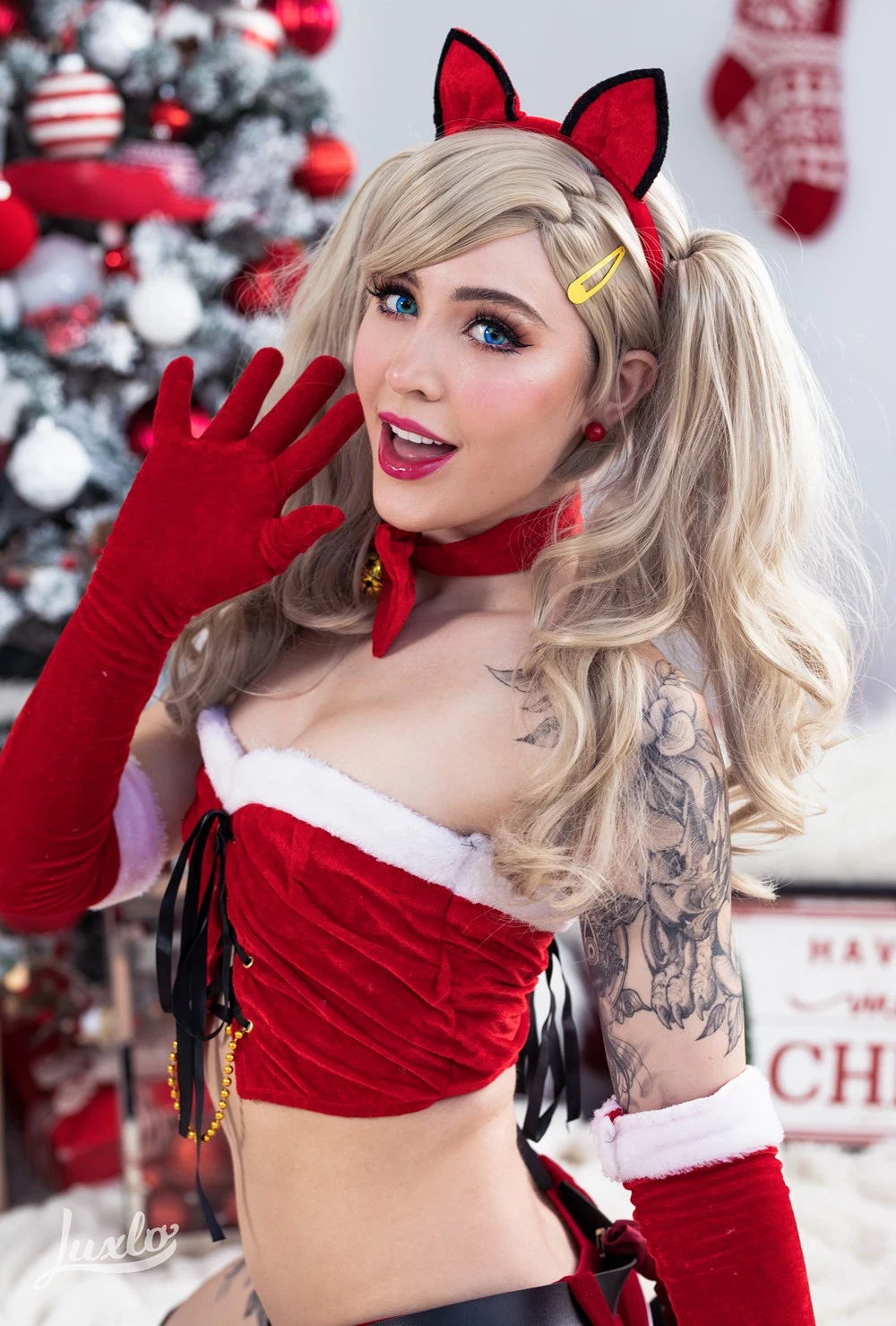 Luxlo Cosplay - Christmas Ann Takamaki