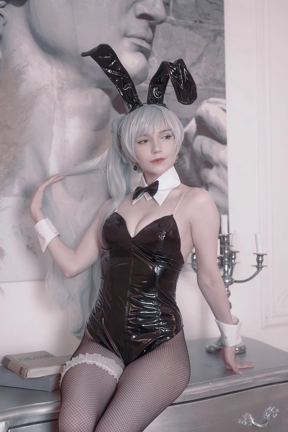 Michi Kyunn - Bunny Weiss Schnee