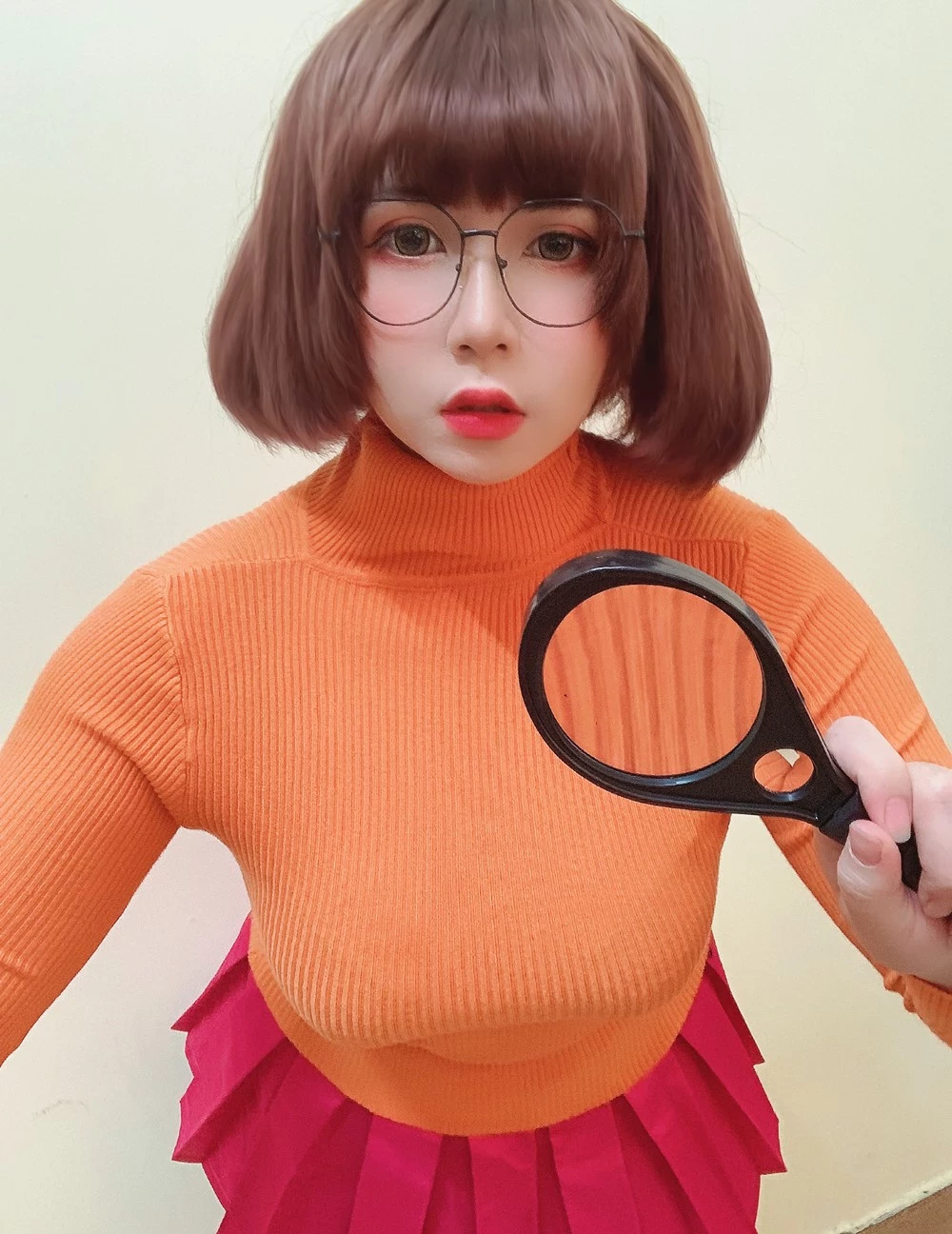 UyUy - Velma