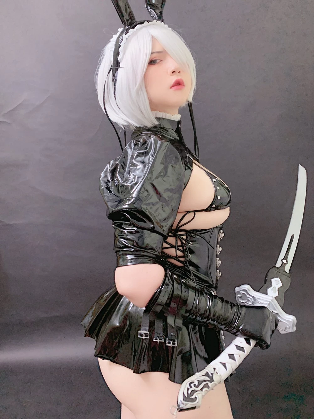 UyUy - 2B Bunny Maid