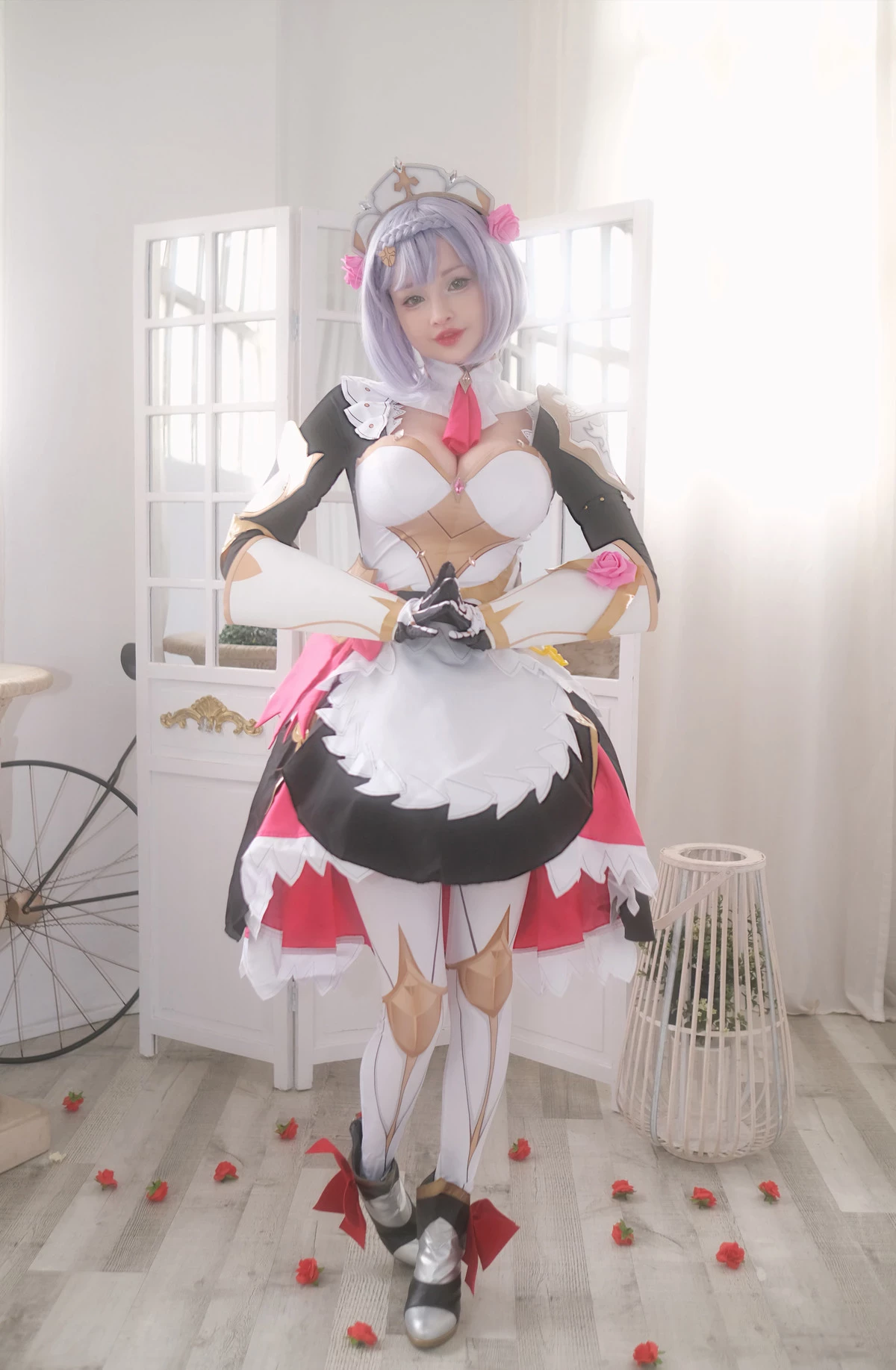 Hidori Rose Cosplay Noelle – Genshin Impact