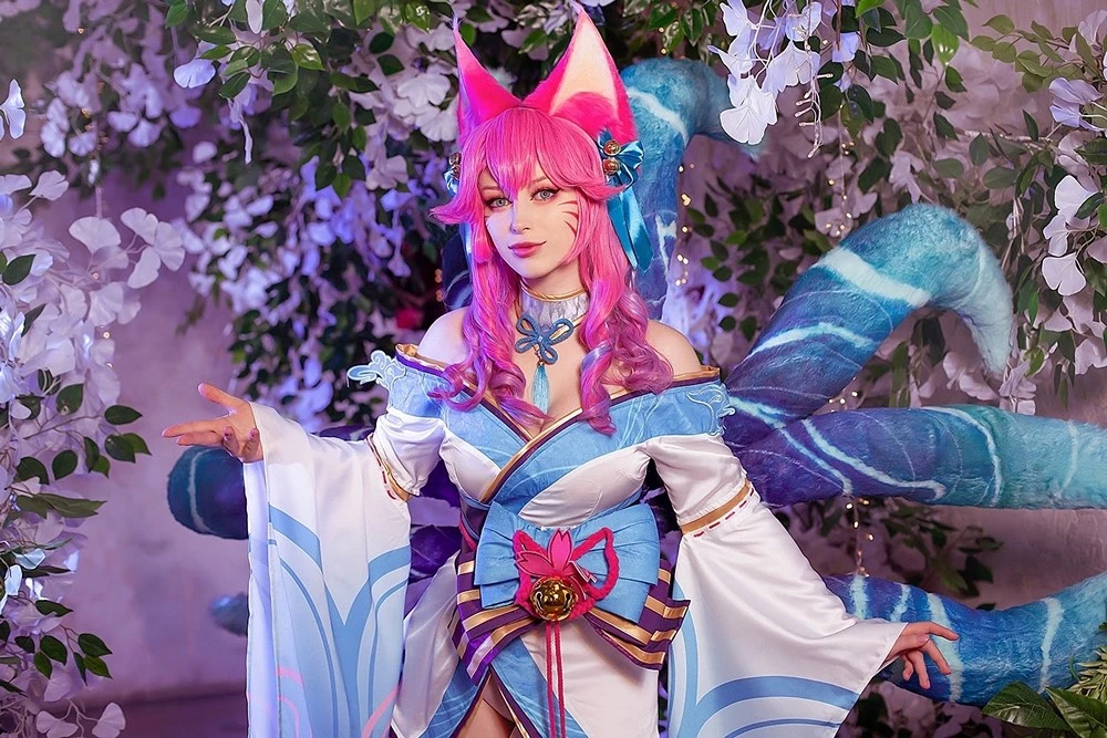 [Lady Melamori] Ahri Photoshoot