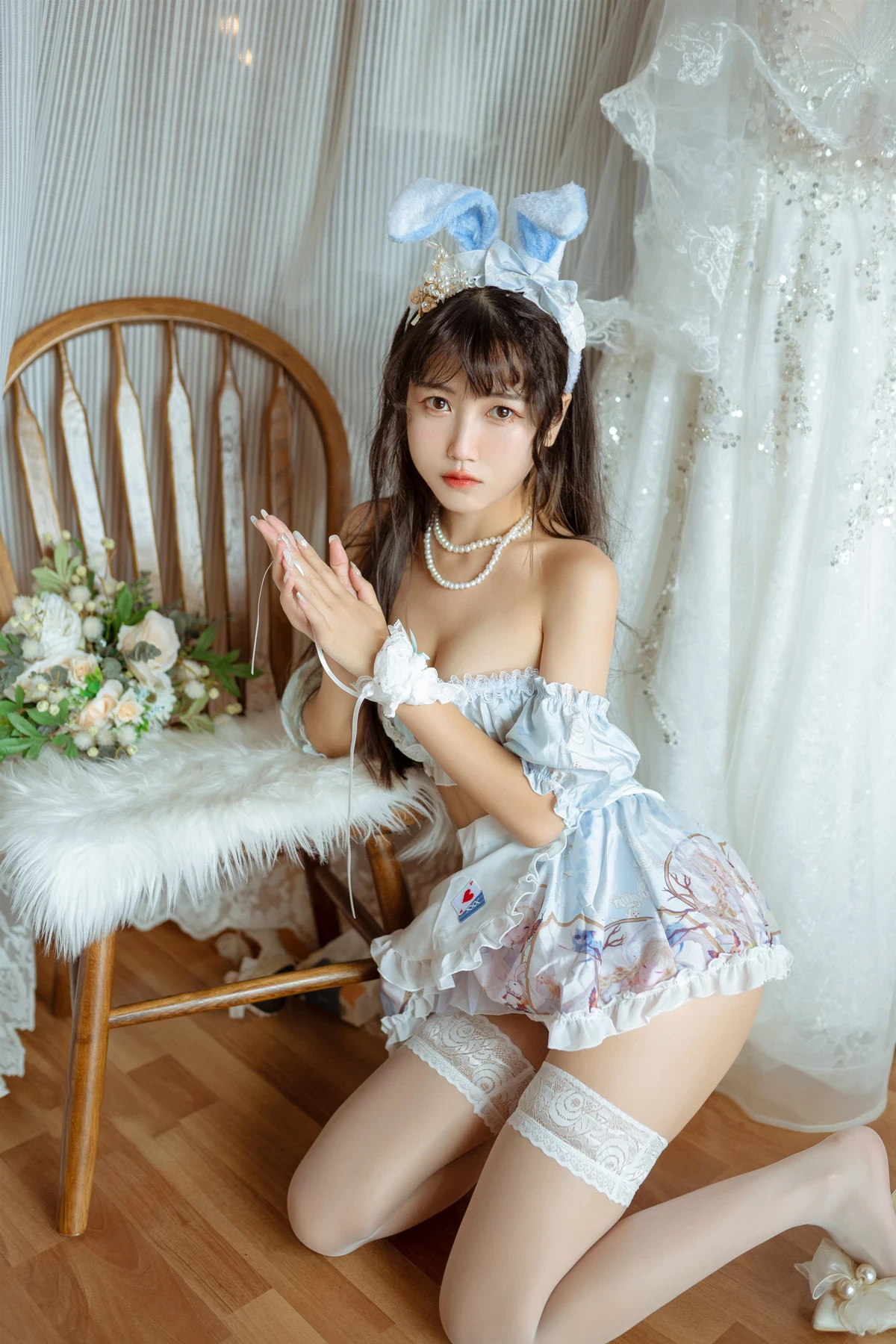 不呆貓 Cosplay 兔子女友