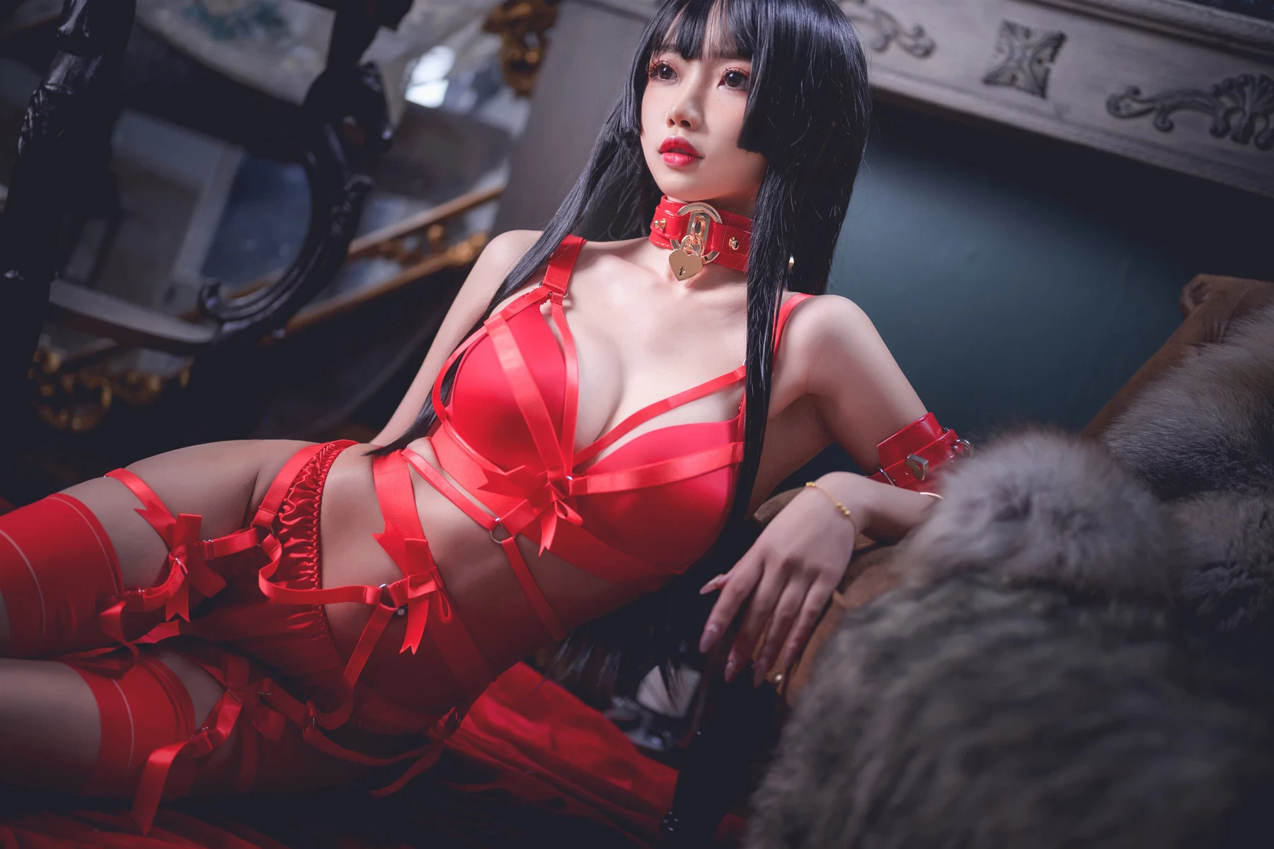 鬼畜瑤在不在 Cosplay 紅色束縛