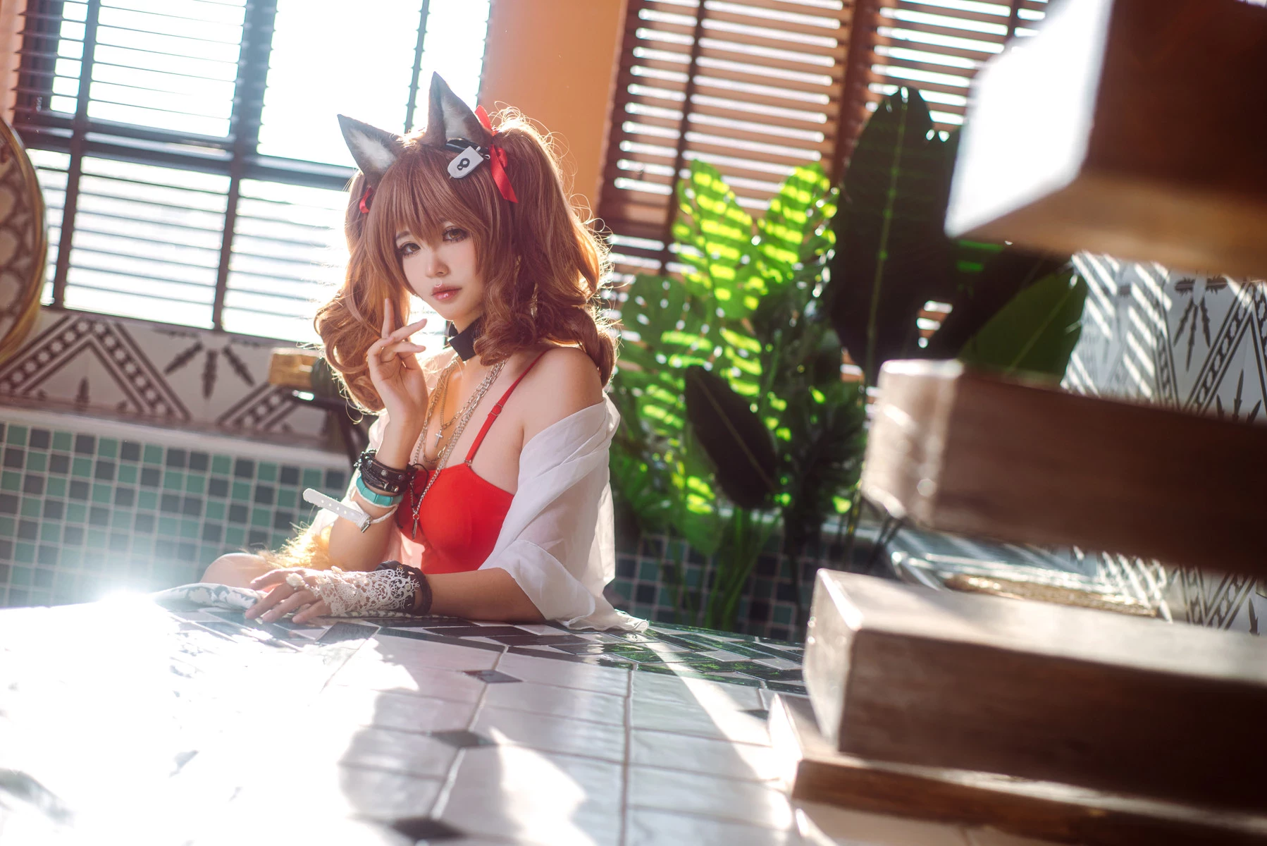 工藤新伍 Cosplay 明日方舟 安潔莉娜 夏卉泳裝