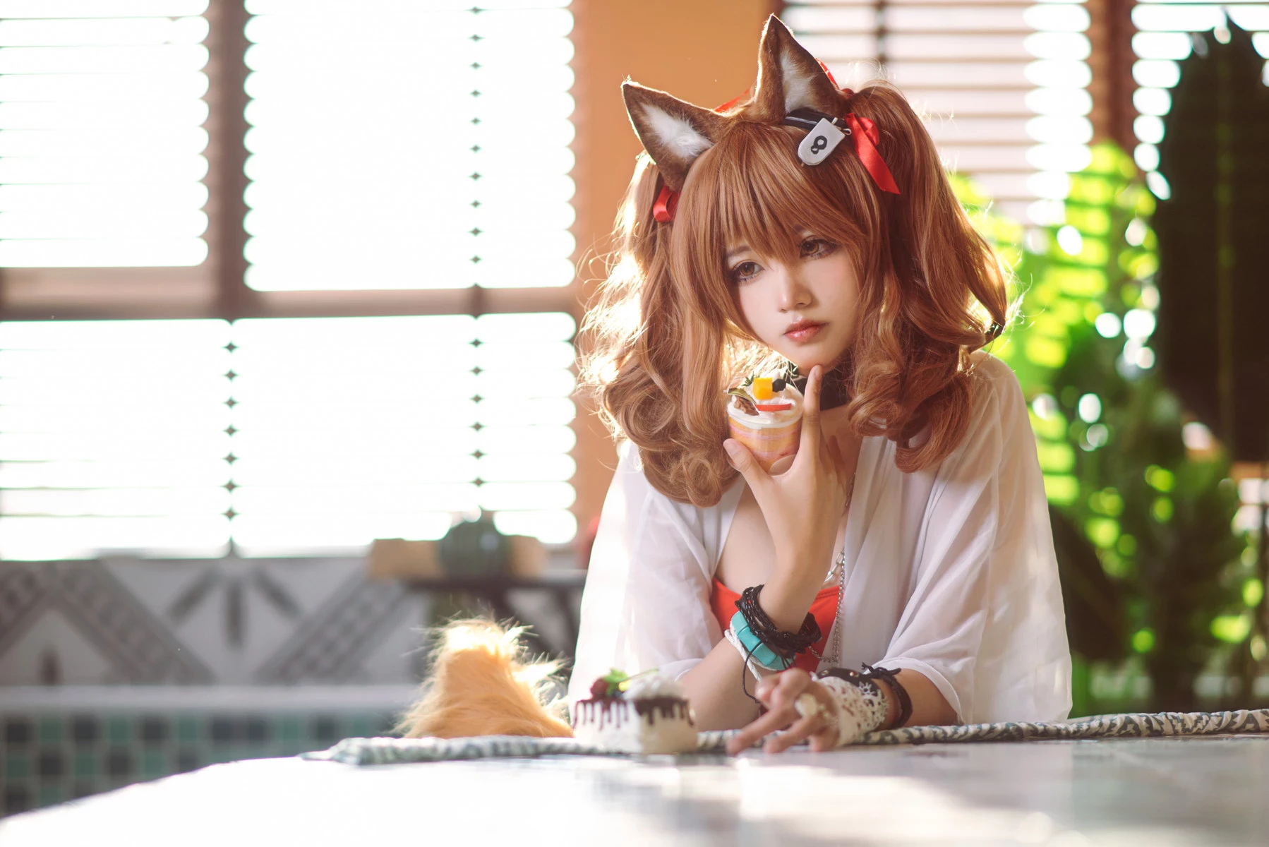 工藤新伍 Cosplay 明日方舟 安潔莉娜 夏卉泳裝