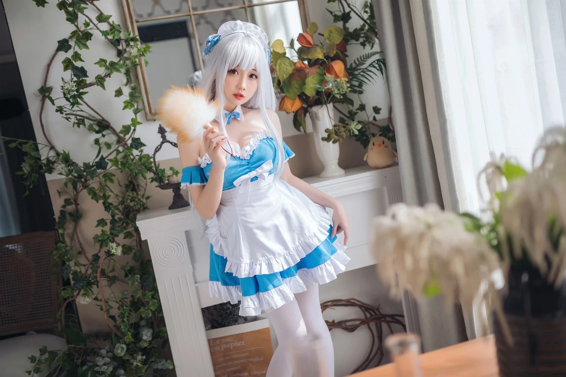 燜燜碳 Cosplay 小天鵝女僕