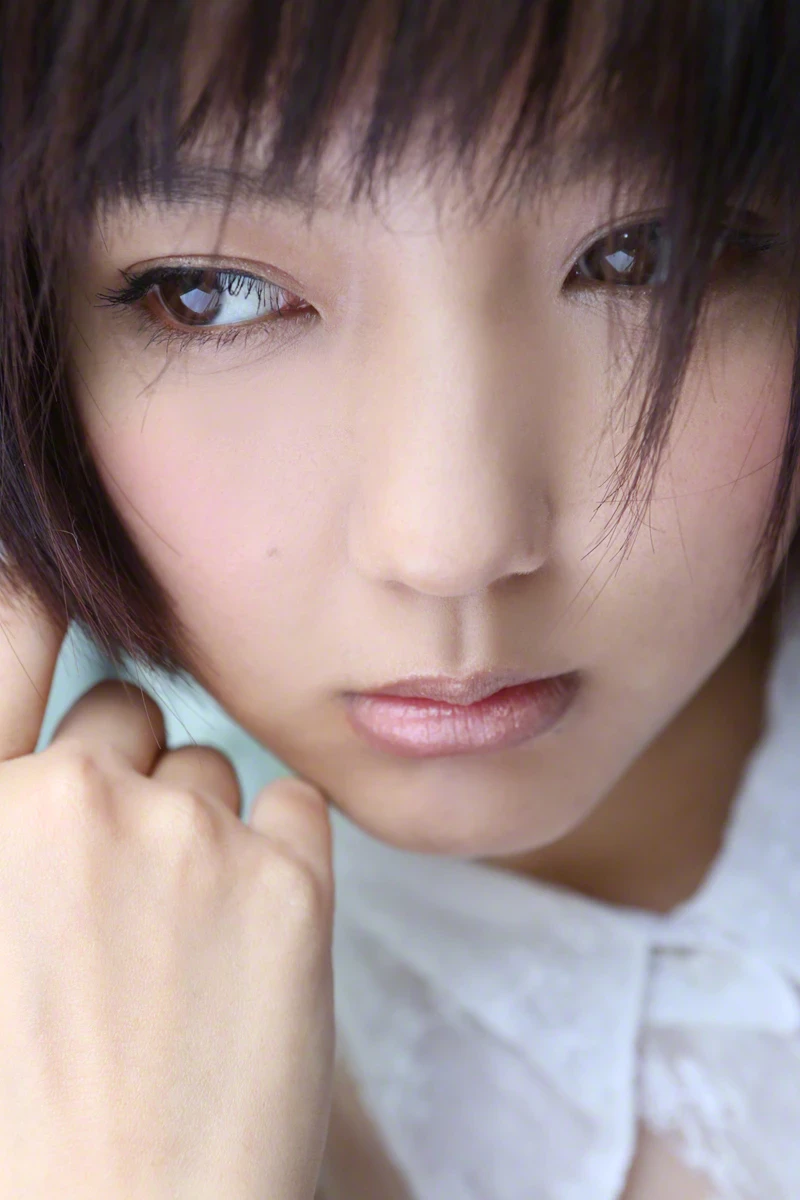 117 Erina Mano 真野恵里菜 2