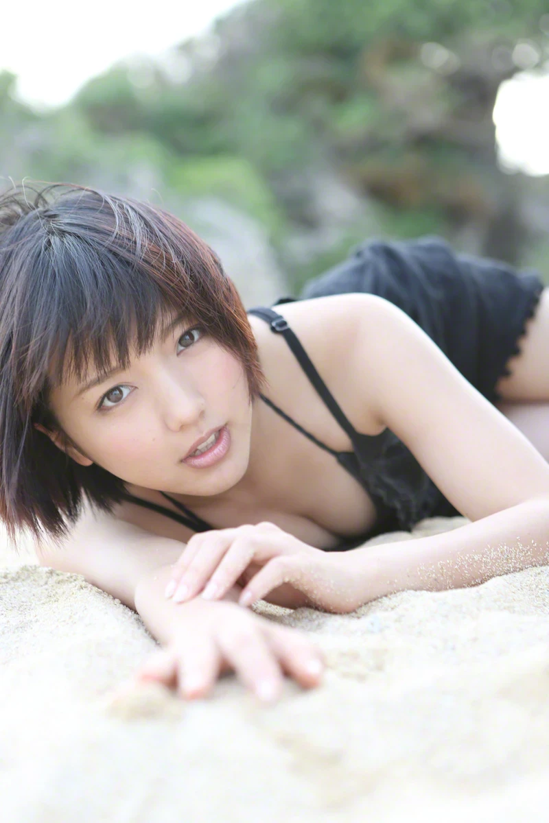 117 Erina Mano 真野恵里菜 2