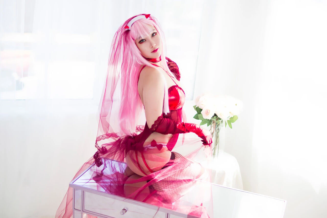 Rinnie Riot - Zero Two Bride