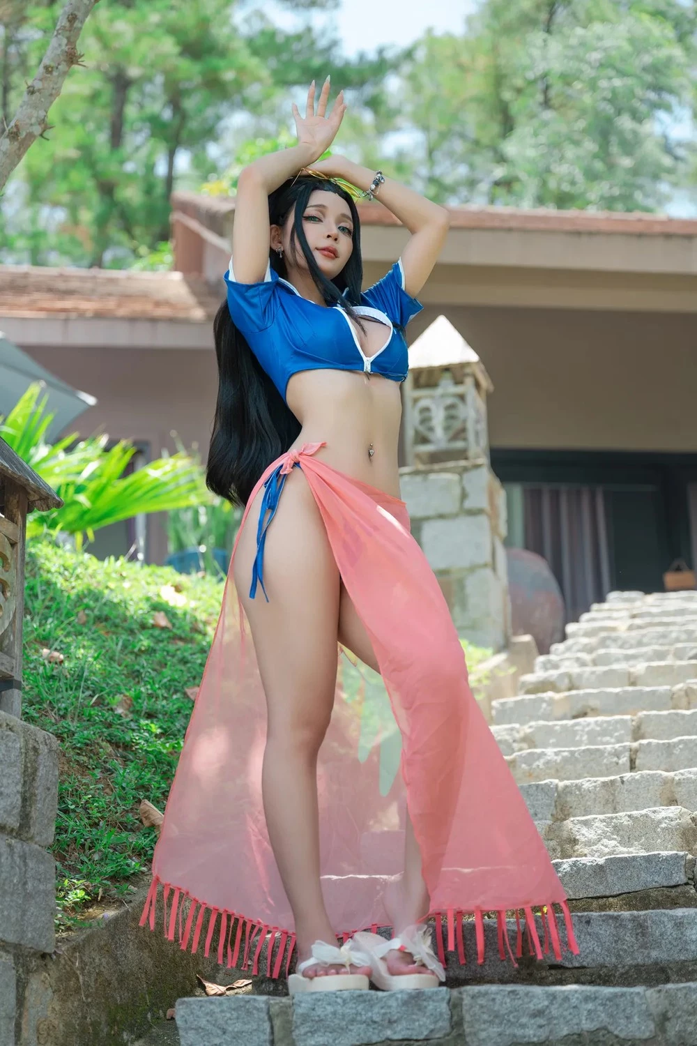 Umeko J - Nico Robin